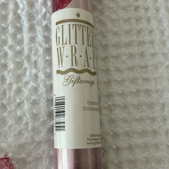 NWT, LIP MOTIF CELLOPHANE BAGS & ROLL - Picture 2 of 11